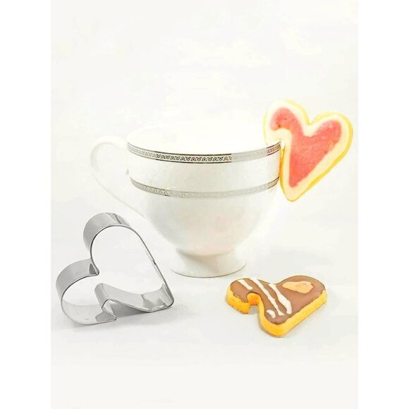 Heart Cup Edge Cookie Cutter - Picture 1 of 4